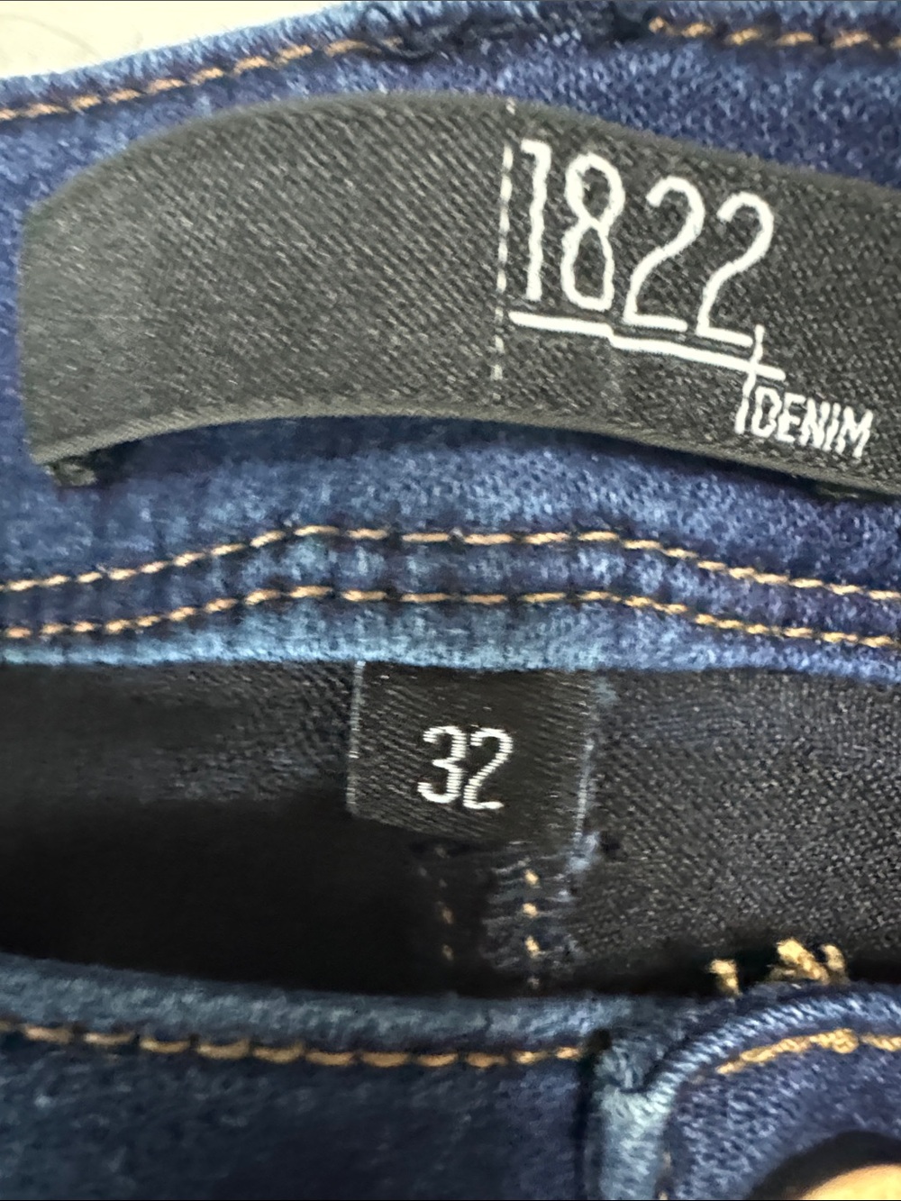 NWT 1822 Denim Women's Skinny Jeans in Deep Indigo Blue. Size 32 - Picture 3 of 9